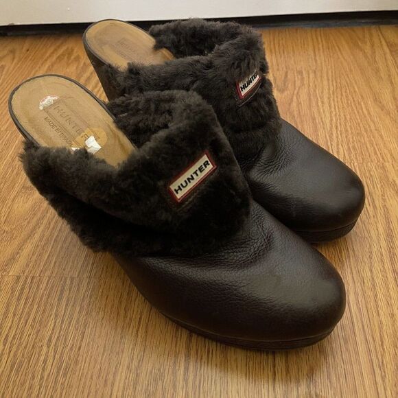 HUNTER brown leather sherpa line clog mules size US 10 - Picture 1 of 9
